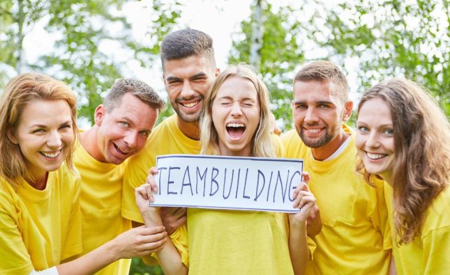 Waarom is teambuilding essentieel voor een succesvol team?